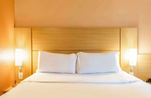 Blagnac Hotel | ibis Toulouse Blagnac Aeroport