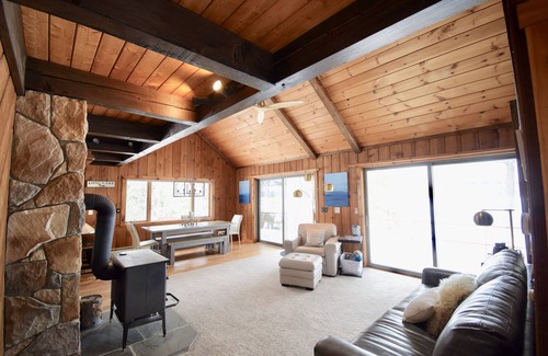 Harrison House | Iconic Post and Beam Lake House