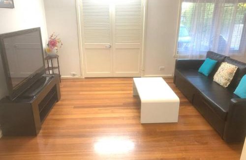 Glen Waverley Villa | Ideal accommodation in Glen Waverley