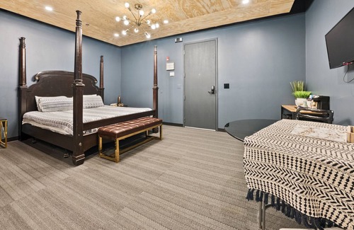Middletown House | Ideal Boutique Hotel in Middletown's Torchlight Pass Revival District 305
