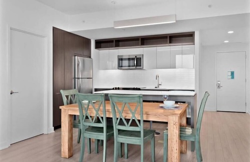 Reston Apartment | Ideal Business Traveler Getaway | Upscale Amenities | Reston