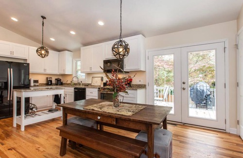 Tryon House | Ideal Equestrian Retreat minutes from TIEC
