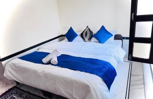 Amar Sagar Pol House | Ideal Guest House