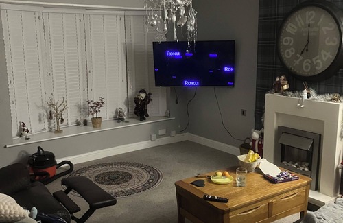 Stourbridge House | Ideal home in the heart of the Black Country