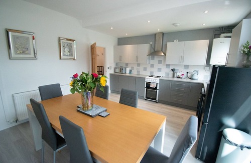 Bury House | Ideal Lodgings in Bury