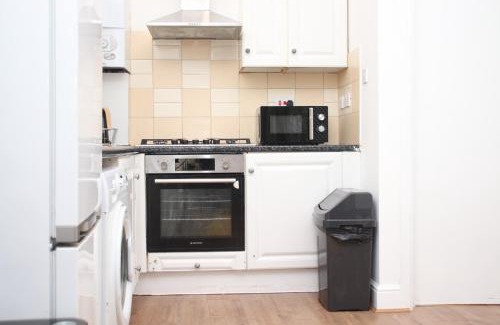New Cross Apartment | Ideal Property in London