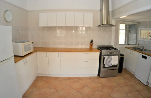 Urangan House | IDEALLY POSITIONED HOLIDAY HOME