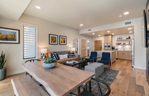 Tamarack Resort Condo | Idyllic Condo|Gas Fireplace|Balcony with Plaza View