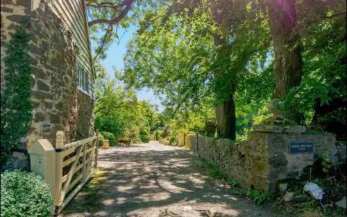 Fiddington House | Idyllic English Thatched Cottage - The Coach House