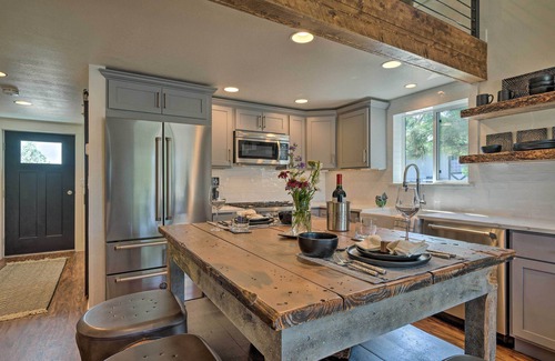 Elizabeth Apartment | Idyllic Escape: Peaceful Country Casita w/ Views!