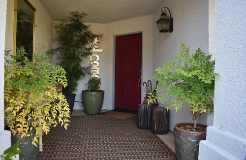 Atascadero House | Idyllic home on quiet cul-de-sac in Santa Margarita, 10 min to San Luis Obispo