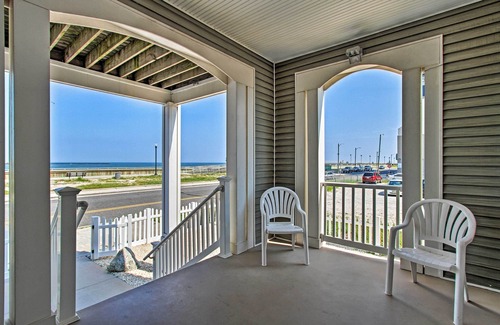 Atlantic City Cottage | Idyllic Oceanfront Home on Atlantic City Boardwalk