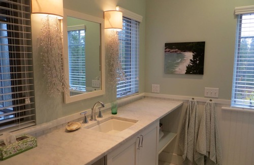 Bernard Apartment | Idyllic One Bedroom Suite with Delightful Ocean and Island Views near Acadia