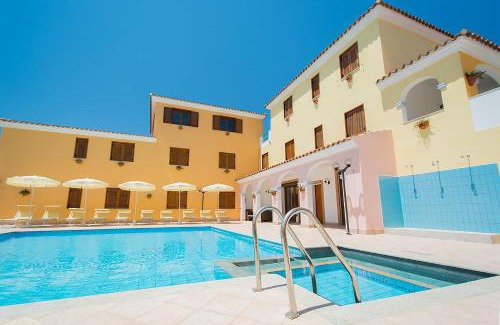 Sos Alinos Apartment | Idyllic Residence Cala Viola B3 1 BedApt sleeps 3