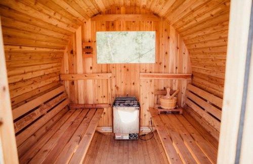 Cadiz Other | Idyllic Safari Tent Lovely for a Romantic Escape in Kentucky