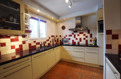 Vallon-Pont-d'Arc Villa | Idyllic Villa Retreat with Pool