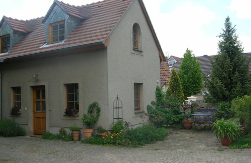 Coswig House | Idyllically located in the center of Coswig