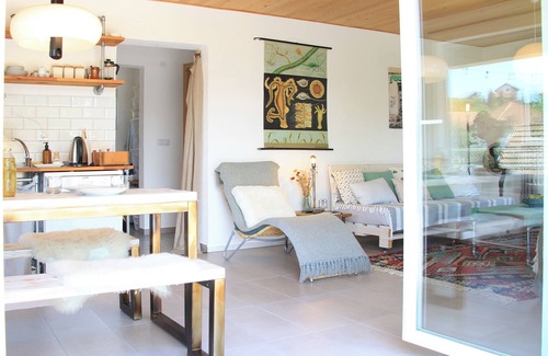 Zenica-Doboj Canton Apartment | Idyllisches Apartment Pirol bei Sarajevo mit Traumhafter Bergaussicht
