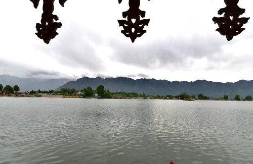 Sudarbal Boat Rental | “If there is a paradise on earth, it is this, it is this, it is this”