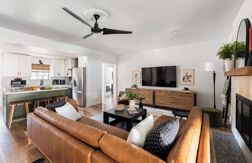 North Richland Hills House | IG-Worthy TX Oasis: Gated Pool + Fire Pit + Putt Putt + Game Room