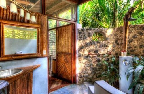 Puerto Jimenez Resort | Iguana Lodge Beach Resort