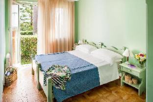 San Bartolomeo al Mare Apartment | Il Borgo Della Rovere