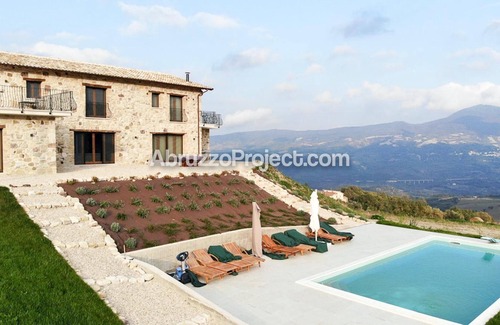 Gessopalena House | Il Casale Salcim - Luxury Villa with private swimming pool, views and terraces