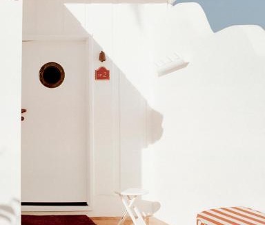 Yamba Hotel | Il Delfino Seaside Inn