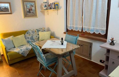 Baia Sant'Anna Apartment | Il Mirto di Maria- La Villetta
