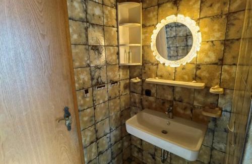 Wanheimerort Apartment | Im Schlenk wie zu Hause