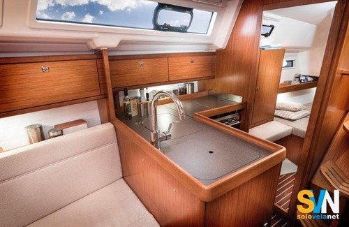 Magazzeno Boat Rental | Imbarcazione Antonia