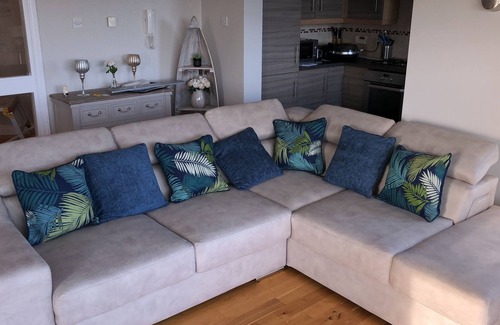 Newcastle Apartment | Immaculate 3-bed Apartment in Dundrum Co Down