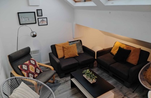 Liverpool Apartment | Immaculate 4-bed Apartment in Liverpool