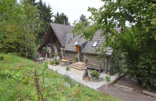 Immerath Apartment | Immerath Nature Retreat, cleaning included