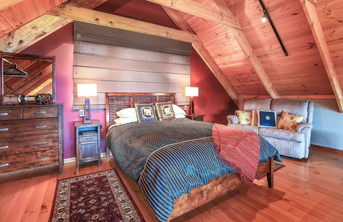 Currency Creek House | Immerse Yourself in Nature and Enjoy the Gorgeous Panoramic Views