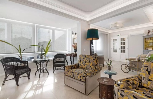 Cascais House | Impeccable 4-bed House in São Domingos de Rana