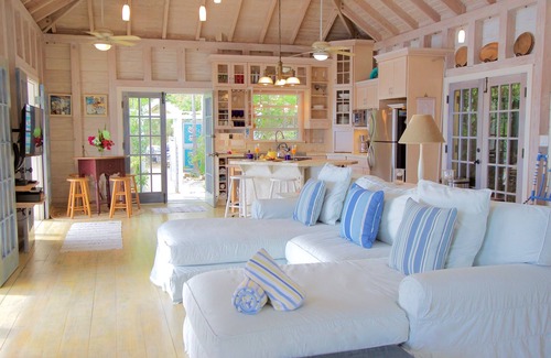 Estate Saunders Gut Villa | Impeccable designed home with huge ocean views pool and hot tub.