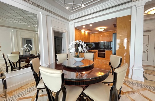 Main Beach Hotel | Imperial Hotel Gold Coast
