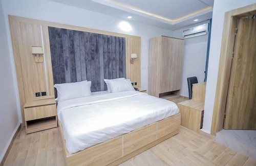 Abeokuta Hotel | Imperial Hotels by Quarry