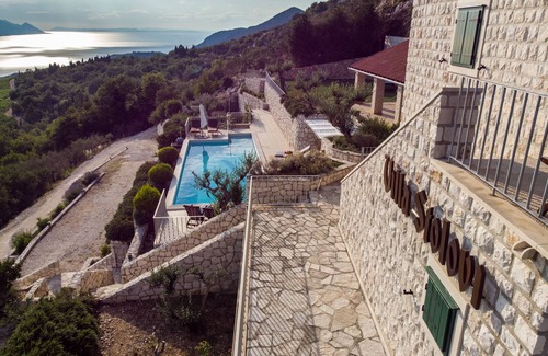 Slivno Villa | Imposing stone vila magical sea view private tennis court wine cellar pool