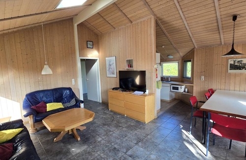 Haren House | In a quiet vacation estate - directly on Dankernsee - leisure park nearby - dogs welcome