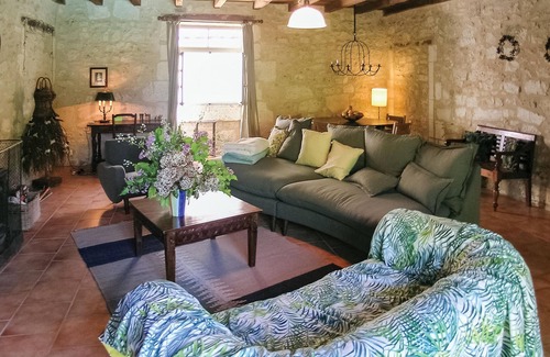 Puyrenier House | In a village, next to the house of the owner, this cottage with swimming pool awaits you.