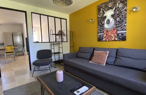 Beaucaire House | In Beauty Beaucaire: Cottage with Private Pool, Garden, and Balneotherapy