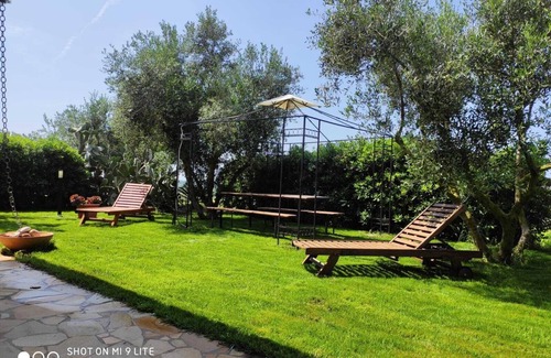 Pian di Rocca Apartment | In private villa apartment Cavalluccio