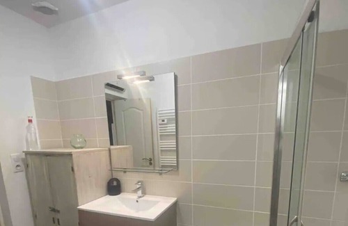 Fabrezan Apartment | In the heart of the Corbières La Nielle apartment