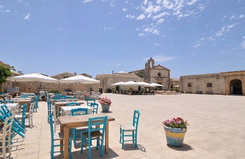 San Lorenzo House | In the villa at Franco's