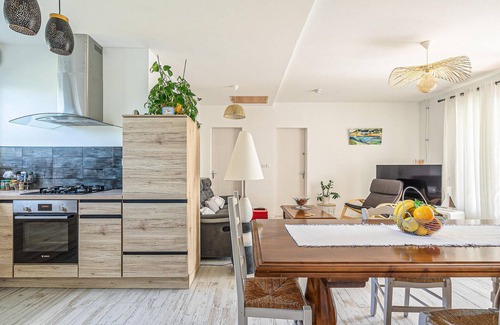 Marennes House | In this attractive vacation home you can look forward to a wonderful time near the sea.