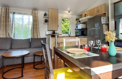 Saint Laurent de la Pree House | In this mobile home not far from the beach your vacation will be a pleasure.