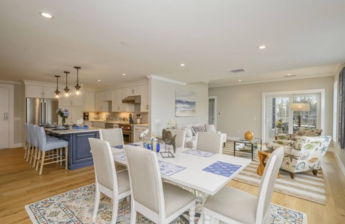 Harwich Port Condo | In town Location Walk to Beach Pet Friendly AC WiFi Beach Therapy