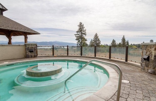 Tamarack Resort Condo | Incredible Condo in The Village|Convenient location